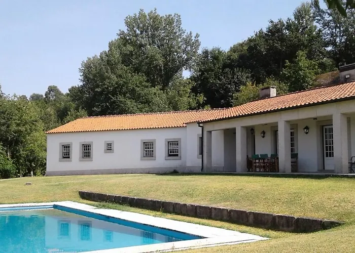 Quinta Do Ladario * Várzea Ovelha e Aliviada